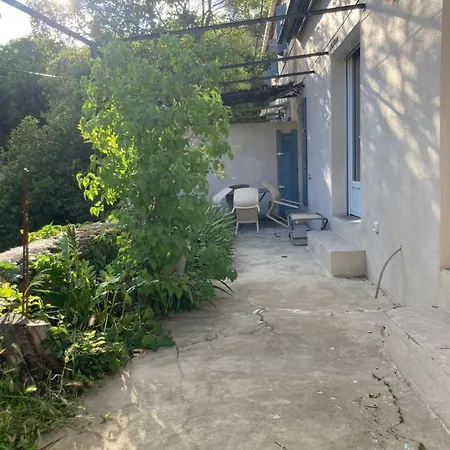 Le Mazet Des 3 Piliers Apartment